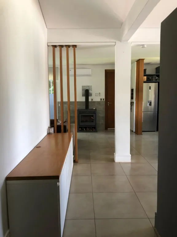 VENDO CASA AMOBLADA EN ENCARNACIÓN! A METROS DE LA PLAYA MBOI CAE — foto 3