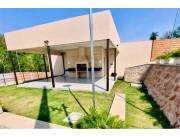 ALQUILO CASA EN LUQUE EN Bª CERRADO YERUTI COD 5340