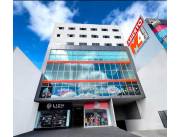 VENDO SALON COMERCIAL EN LA GALERIA M4
