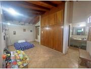 VENDO HERMOSO CHALET EN ESQUINA