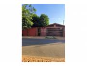 VENDO HERMOSA CASA EN LUQUE- LOMA MERLO