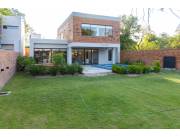 CASA A ESTRENAR EN VENTA EN SAN BERNARDINO ZONA SUPERSEIS AVDA. GUILLERMO NAUMANN