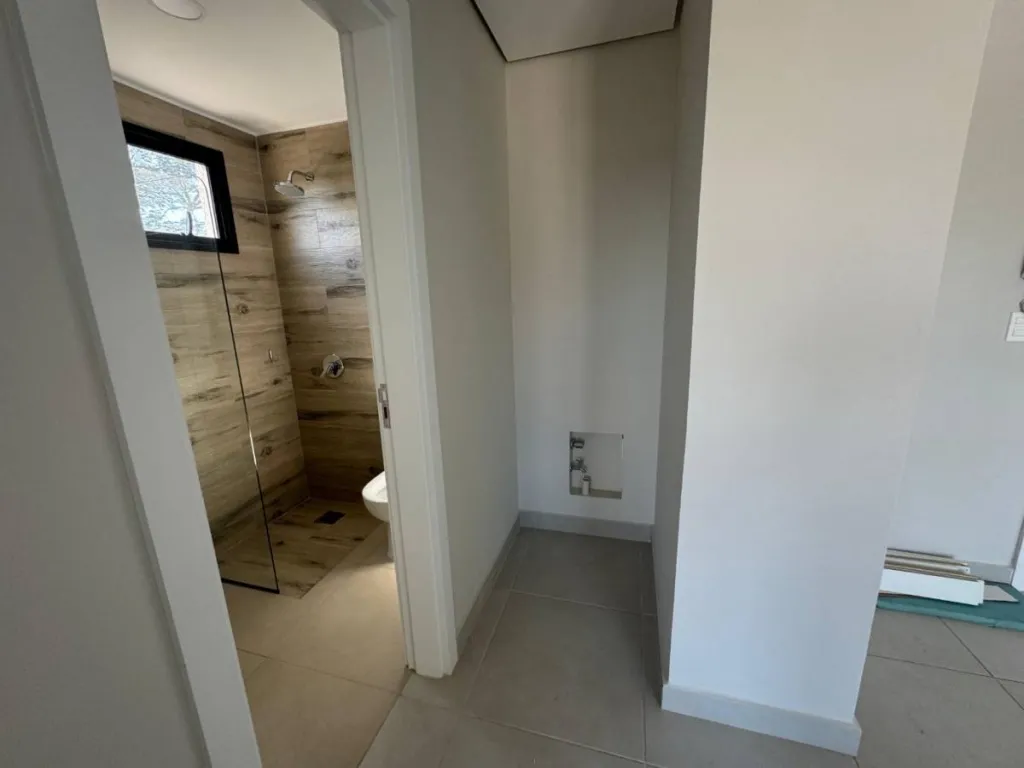 Alquiler de moderno departamento de 2 dormitorios con balcón y cochera — photo 3