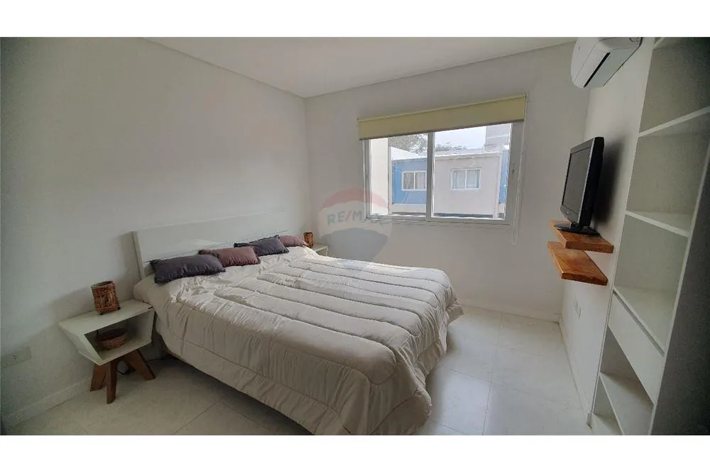 VENDO DUPLEX EN BARRIO CERRADO EN LUQUE — foto 2