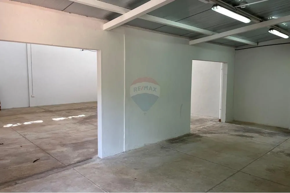 ALQUILO DEPOSITO CON OFICINAS EN SAN LORENZO SOBR CAMPO JORDAN — foto 3