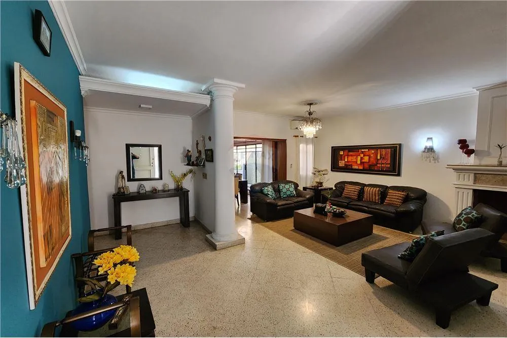 CASA C 5 DORMITORIOS S LA AVDA. GRAL. SANTOS — foto 2