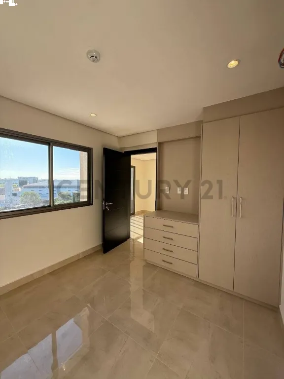 DPTO A ESTRENAR DE UNA HABITACION EN LUQUE EN ALQUILER — foto 3