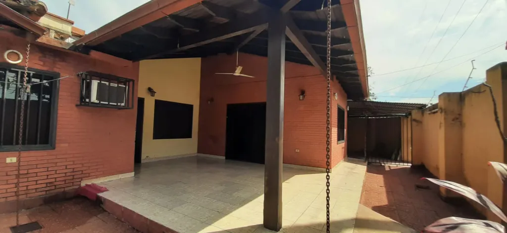 Alquilo casa en Lambaré san isidro — foto 2