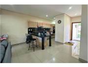 Alquilo Dúplex Zona residencial, tranquila y segura en Villa Elisa
