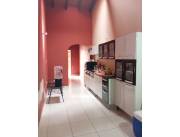 EN VENTA-Bo SAN VICENTE Casa en tres niveles ideal para oficinas o consultorios