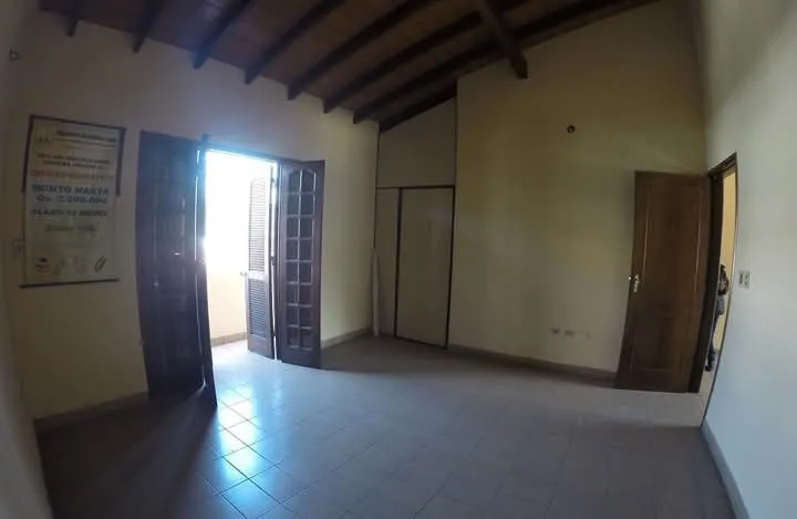 ALQUILO SALON COMERCIAL EN LUQUE CENTRO COD 3768 — photo 2
