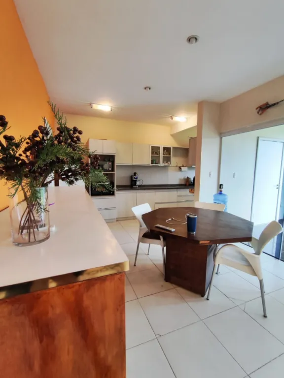 Vendo Casa de 4 dormitorios en Lambare zona Avda Bonifacio Ovando y Superseis Cacique — foto 2