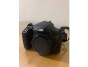 Canon EOS Rebel T7i