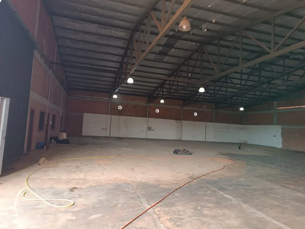 ALQUILO DEPOSITO 900m2 EN MARIANO ROQUE ALONSO COD 5536 — photo 3