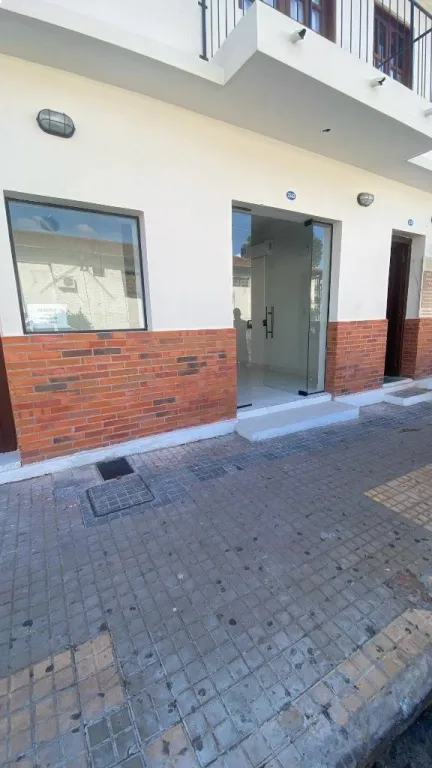 Local Comercial en Barrio Obrero – Ideal para Farmacia o Consultorio — foto 3