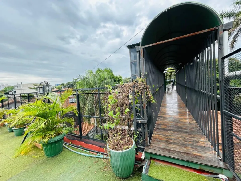 Vendo Residencia en Barrio San Cristóbal con ascensor — Foto 2