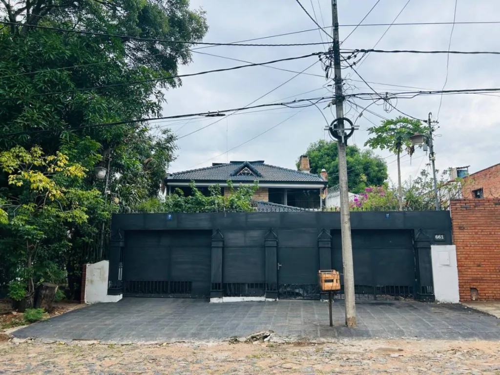 Vendo Residencia en Barrio San Cristóbal con ascensor — Foto 3