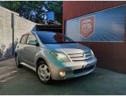 Toyota IST año 2002 — Recién importado de Japón 🇯🇵💎