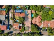 VENDO CASA 2 PLANTAS A REFRACCIONAR 4 SUITES Y PISCINA- BO.LOS LAURELES -TERRENO 772 M2