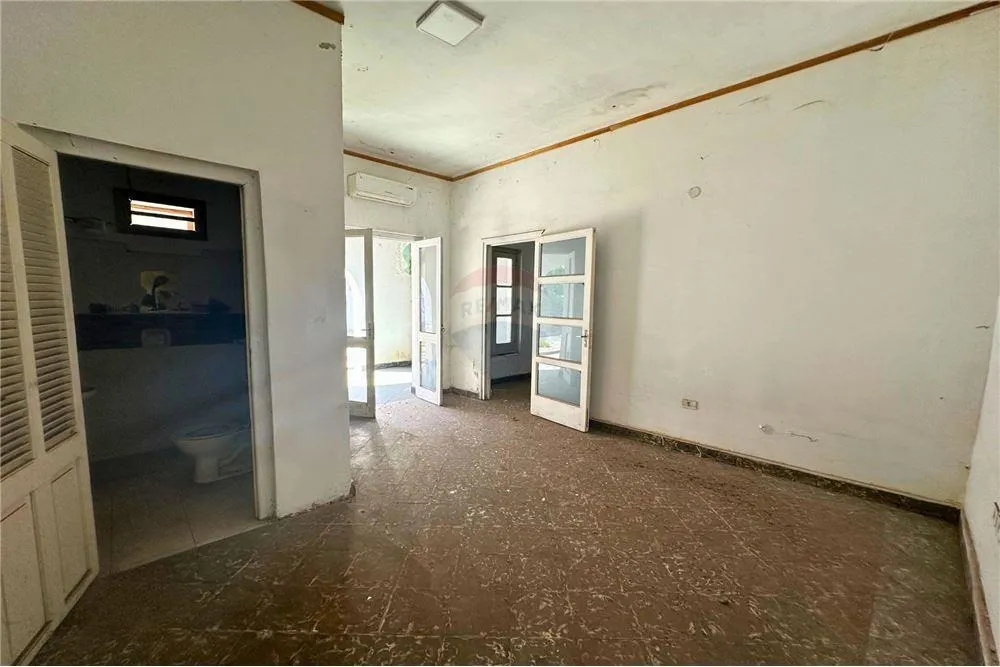 VENDO CASONA A REFACCIONAR EN EL CENTRO DE ASUNCION — foto 2