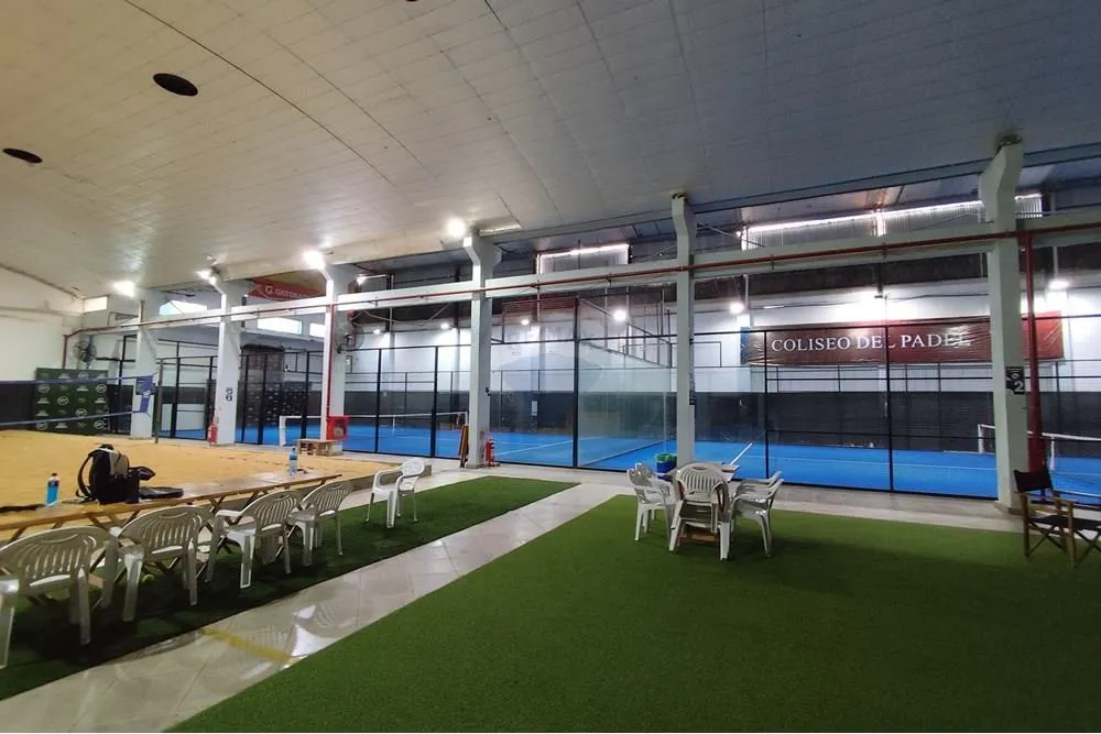 VENDO DEPOSITO CON CANCHA DE PADEL EN YCUA SATI — foto 2