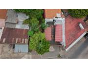 VENDO TERRENO SOBRE AV. FDO. DE LA MORA