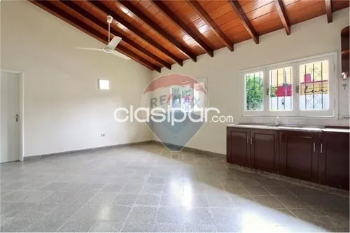 CASA EN ALQUILER ZONA ACCESO SUR — Foto 2