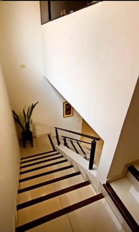 🏡 Amplia y hermosa casa en venta – Zona Century Plaza, Lambaré — foto 2