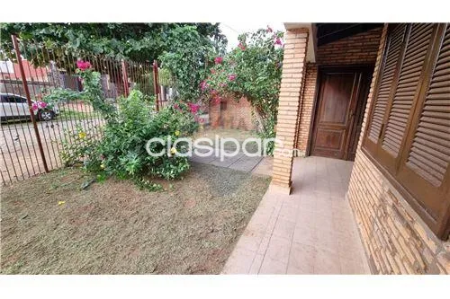 Casa en Venta en Asunción Republicano Dr. Raúl Casal entre Practicante Dionicio Jara y P — foto 2