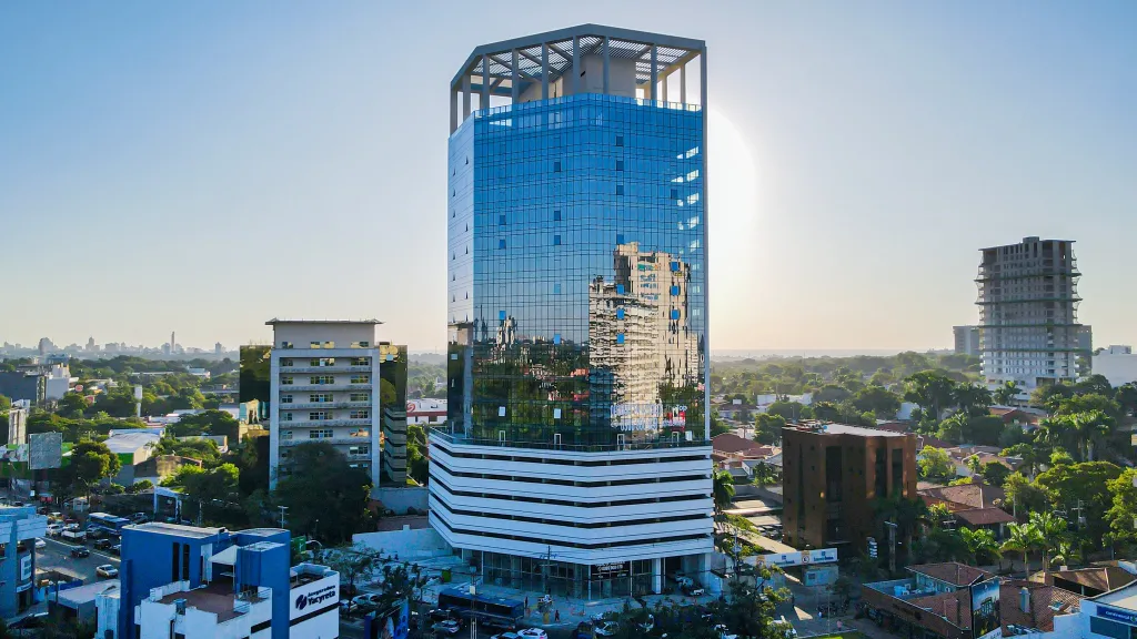 EDIF. THE TOP BUSINESS, EJE CORPORATIVO: 100 M2, VISTA PANORÁMICA, OPC. SUP. PERSONALIZADA — foto 2