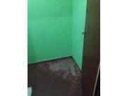 Salón Comercial zona Mercado 4 Gral Aquino