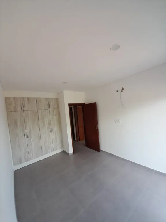 ALQUILO DUPLEX EN LUQUE ZONA CONMEBOL COD 1936 — foto 2
