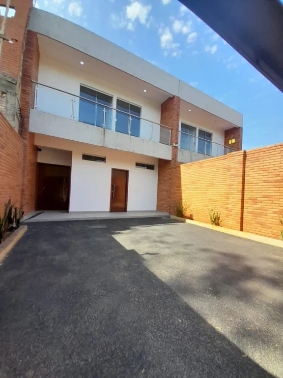 ALQUILO DUPLEX EN LUQUE ZONA CONMEBOL COD 1936 — foto 3