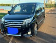 Vendo Toyota Noah