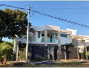 CASA EN ESQUINA