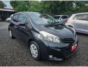 HERMOSO TOYOTA NEW VITZ REC. IMPORT. NEGRO 2011/12 MOTOR VVTI 1.3. CC AUTOMATICO FULL