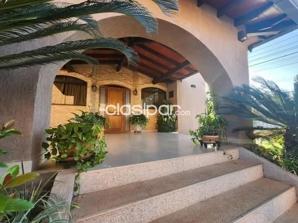 En Venta Residencia de 3 dormitorios en la mejor zona de Luque — foto 3