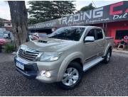 Toyota Hiluz año 2015 caja mecánica 4x2