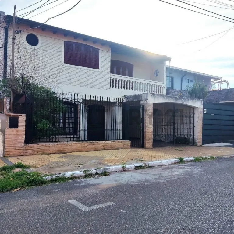 Casa en buen estado a la venta en Sajonia — foto 3