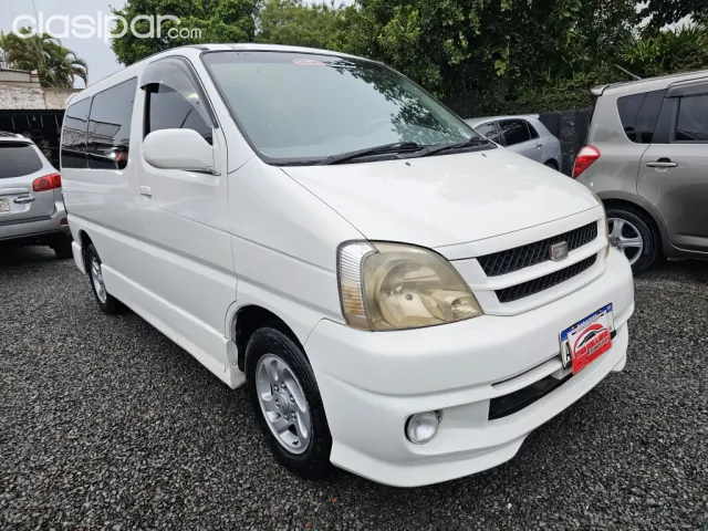 Toyota Hiace 2000 - foto 2