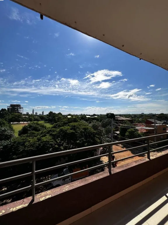 Alquilo departamento en Barrio herrera de 2 dormitorios y área de servicio — foto 3