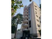 VENDO DEPARTAMENTO 2 DORM. + ÁREA DE SERV. - Bº LAS MERCEDES Z/ COL. SAN ANDRÉS (CÓD.627)