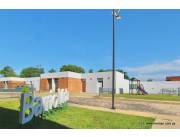 ALQUILO CASA A ESTRENAR EN P.B. - BARRIOVIDA SAN JOSÉ, LUQUE (CÓD. 1335)