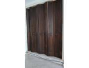 Vendo puerta plegadiza de madera