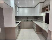 CASA EN BARRIO SAN VICENTE EN VENTA