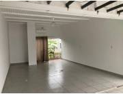 ALQUILO LOCAL COMERCIAL EN LAMBARE