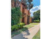 Casa en Venta en Asunción - Barrio Mburucuya
