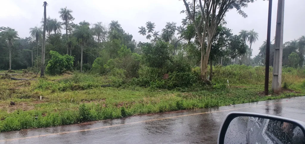En Itagua para proyectos Inmobiliarios Vendo 9 lotes juntos sobre asfalto! — foto 3