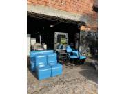 COMBO DE PELUQUERIA + JUEGO DE SOFAS
