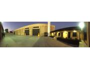 PROX. ABASTO NORTE: 3.120 M2 (DIVISIBLES), IMPECABLE ESTADO + OFICINA + MANIOBRA + SEGURID